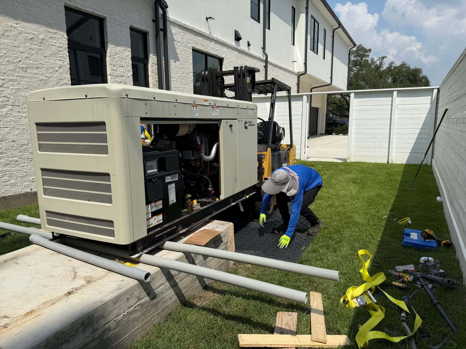 Setting a liquid-cooled unit